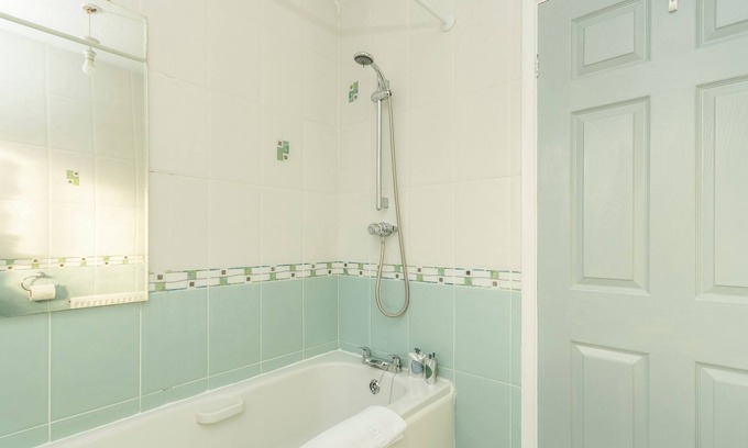 Whitnash Maison | Elite Properties (ACS) LTD