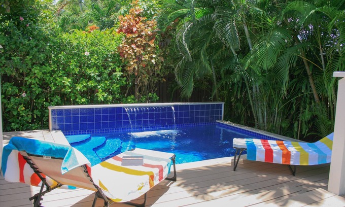 White Street Gallery District Maison | Eliza Street Retreat, 2 bedroom, 2 bathrm, + loft, private pool, great location