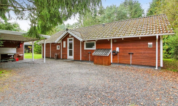 Skygge Maison | "Ellica" - 50km from the sea by Interhome