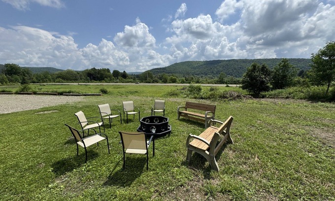 Great Valley Appartement | Ellicottville 2 miles to Holliday Valley Condo 1