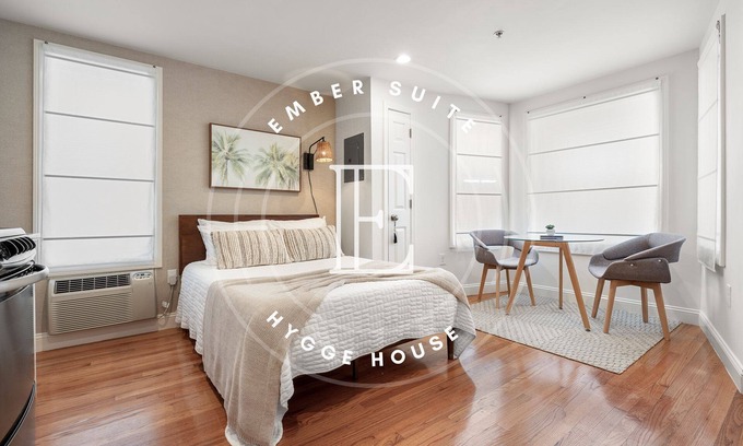 Newburyport Appartement | Ember Suite at The Hygge House