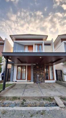 Kecamatan Labuapi Maison | EMERALD Villa
