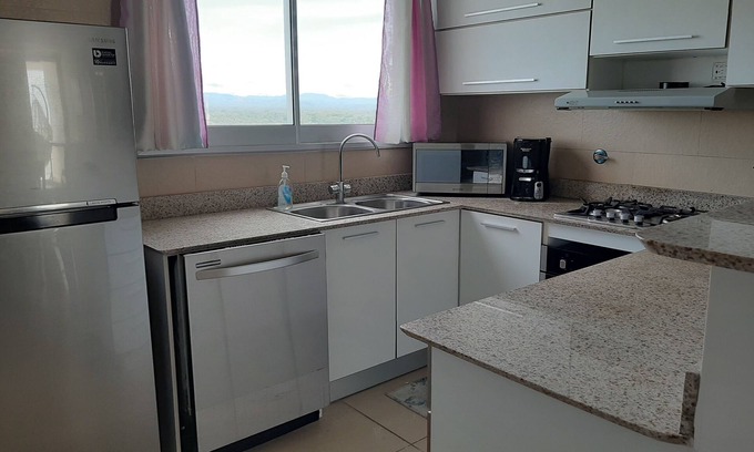 El Palmar Copropriété | Emerald Waves Beachfront Condo à El Palmar