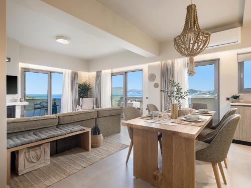 Kissamos Appartement | Emmanuel's Sea View Luxury Apartment