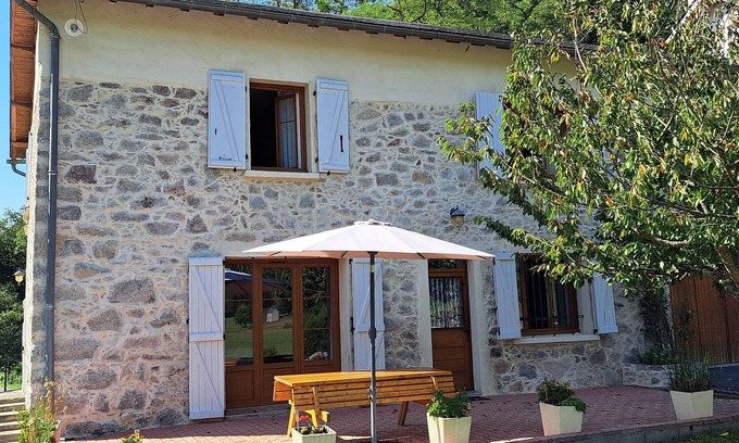 Erce Maison | Emplacement Unique Offrant un Magnifique Panorama Face à la Chaîne Pyrénéenne