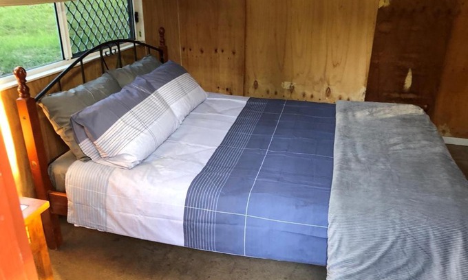 Tabulam Autre | Emu Creek Retreat