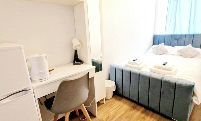 High Wycombe Maison | En-suite rooms located on the heart of High Wycombe town centre