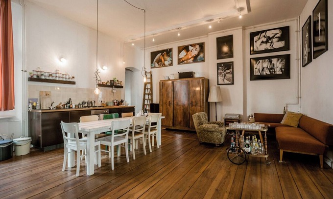 Friedrichshain Appartement | Enchanting 142m² or 1530 ft² Loft/Flat in F'Hain