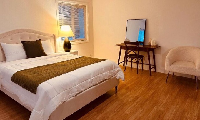 Hacienda Heights Maison | Enchanting LA Adventures - Projector - 2BR