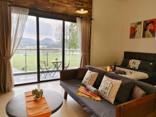 The Strand Appartement | Encorp Strand Suite by Luvit Stay