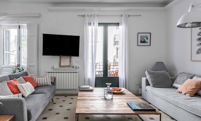 Palos de la Frontera Appartement | Encuentra la Calma en Este Piso Renovado en el Centro de Madrid
