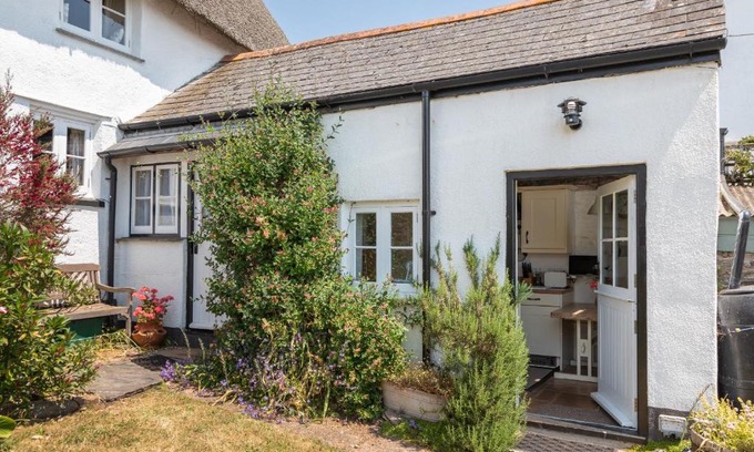 Malborough Maison | End Cottage