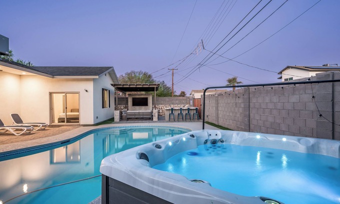 Scottsdale Estates Ten Maison | Endless entertainment and 1.5 miles from Old Town, stay at Sunbaked Terrace