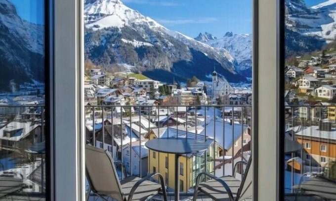 Engelberg Appartement | Engelberg Two Bedroom Apartment With Mountain View 2