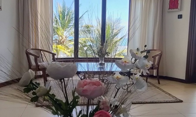 Mombasa Appartement | English Point Residence Beach Apartments on private beach with amazing sunsets