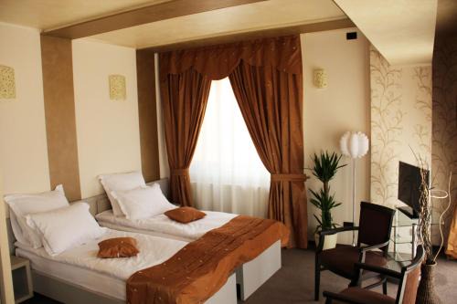Tirgu Jiu Maison | Enigma Pension