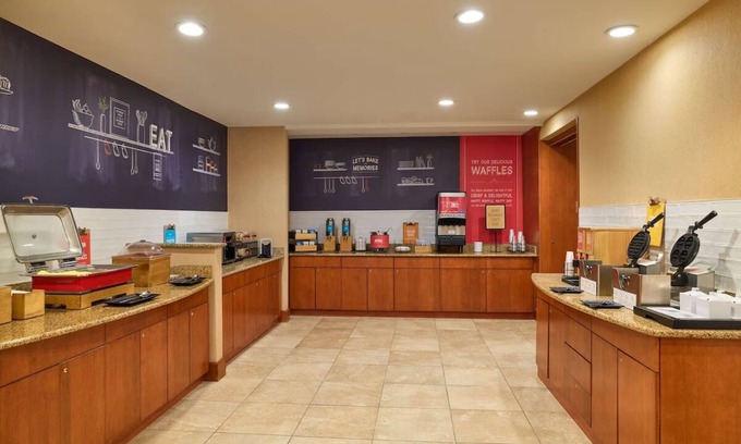 Smithfield Hôtel | Enjoy a Hassle-Free Stay - Central Location, Near Colleges, Casino & Providence