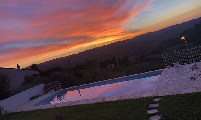 Morrona Appartement | Enjoy breathtaking view and sunsets from the Swimming pool - Casa Magnolia SOLE