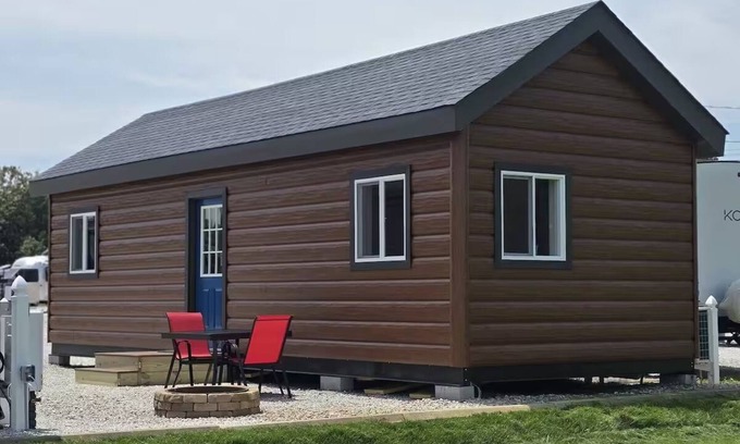 Tuscumbia Cabine | Enjoy cabin #65 at Heritage Acres Park with swimming, splash pad & more!
