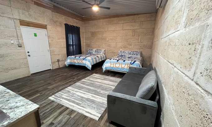 Fluvanna Maison | Enjoy Lake Alan Henry in Justiceburg Texas in one of our 5 Bungalows