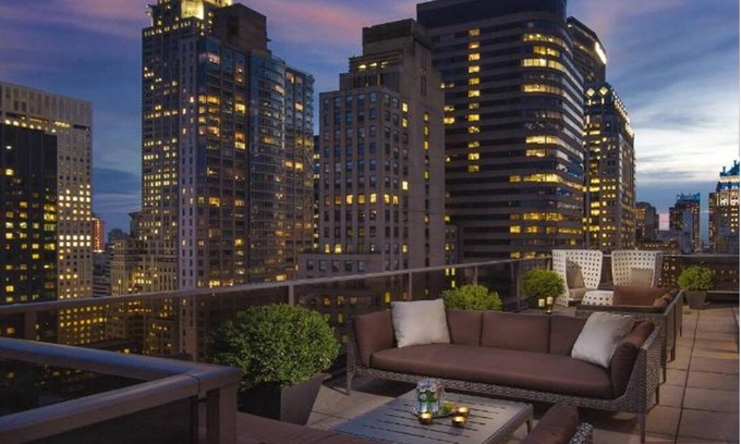 Midtown East Station Balnéaire | Enjoy Manhattan's Big Apple Walk from Resort to Times Square! 1BR/1BA Pres Suite