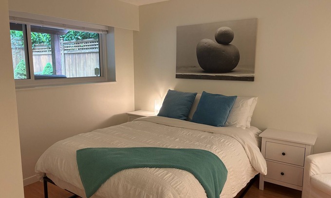 Lynn Valley Maison | Enjoy nature in this cozy garden suite nestled in the mountains of Lynn Valley