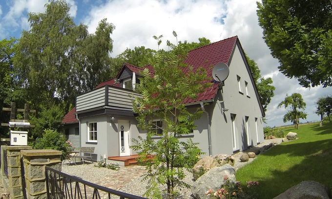 Poseritz Appartement | Enjoy Rügen in peace and quiet, great location for cycling tours, close to the water