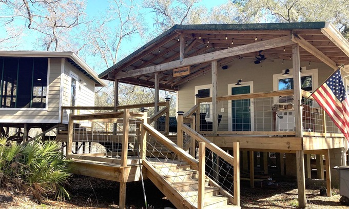White Springs Maison | Enjoy semi-seclusion on the beautiful Suwannee River