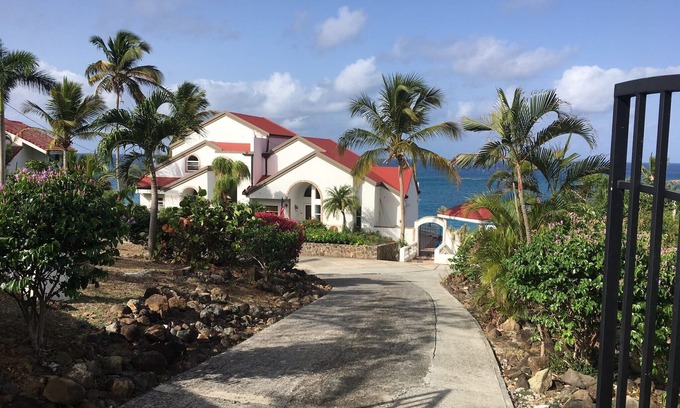 Estate Frenchman Bay Appartement | PROFITEZ DE LA SÉRÉNITÉ EN MER!