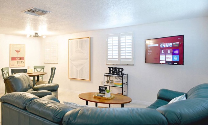 Port Richey Maison | Enjoy Sunset with Dolphin & Manatee