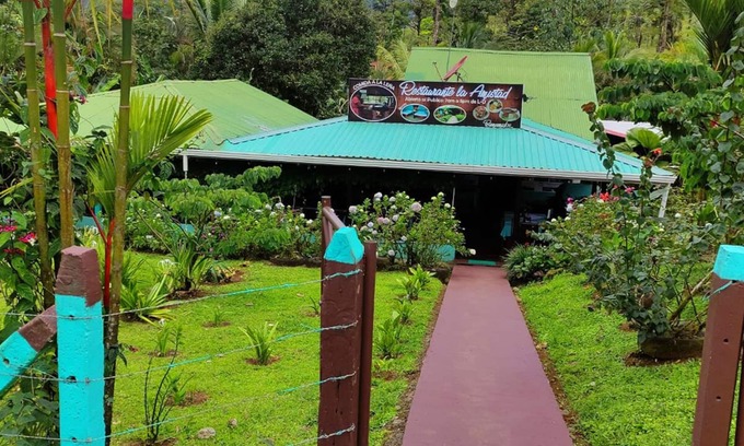 Katira Hôtel | Profitez de la nature à la Posada Río Celeste La Amistad