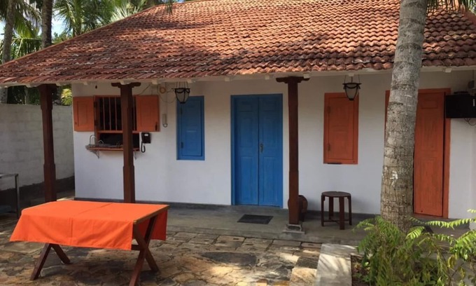 Kathaluwa Lit Et Petit-Déjeuner | Enjoyable bed & breakfast with AC in Dondra - 2 bedrooms