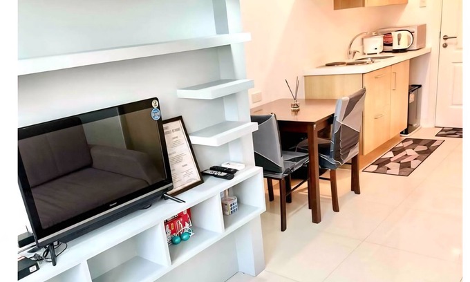 Matandang Balara Copropriété | Enjoyable condo with AC in vibrant Quezon City