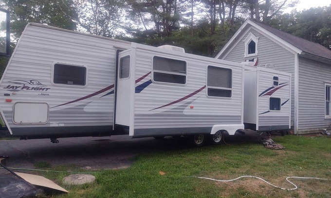 Edmeston Maison | Enjoyable RV with AC in Edmeston