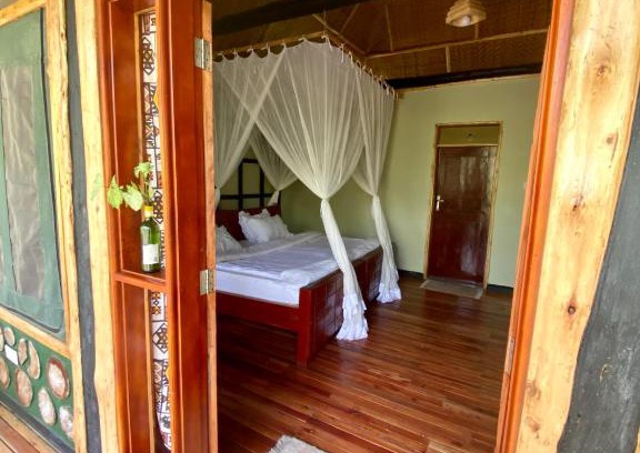 Kasese Hôtel | Enshama Game Lodge and Campsite