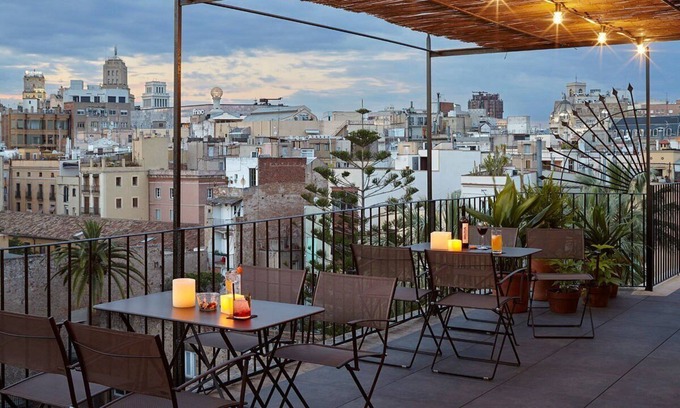 la Vila de Gracia Lit Et Petit-Déjeuner | Ensuite rooms in Gràcia and near the Sagrada Familia! Perfect for big groups!