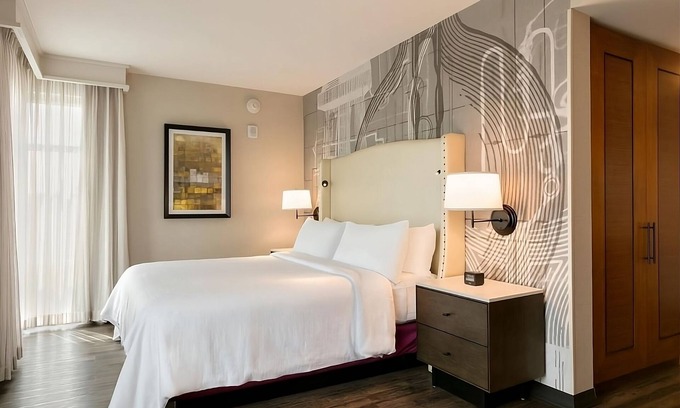 Berkeley Heights Hôtel | Ensuring a Very Comfortable & Memorable Stay! Indoor Pool, Free Breakfast!