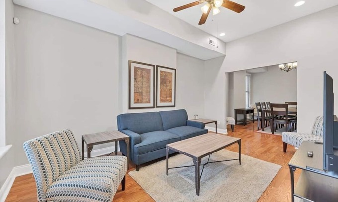 St. Louis Hôtel | Entire building in The Grove, Perfect for Groups!