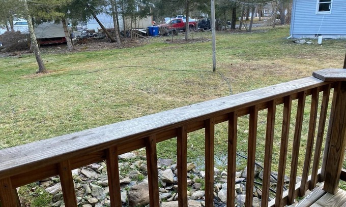 Kresgeville Cabine | Entire cabina in hemlock lake in Kunkletown with game room