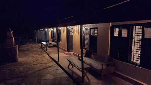 Nagarkot Chalet De Ski | Entire Cozy Studio Cabin At Peaceful Nagarkot Hill