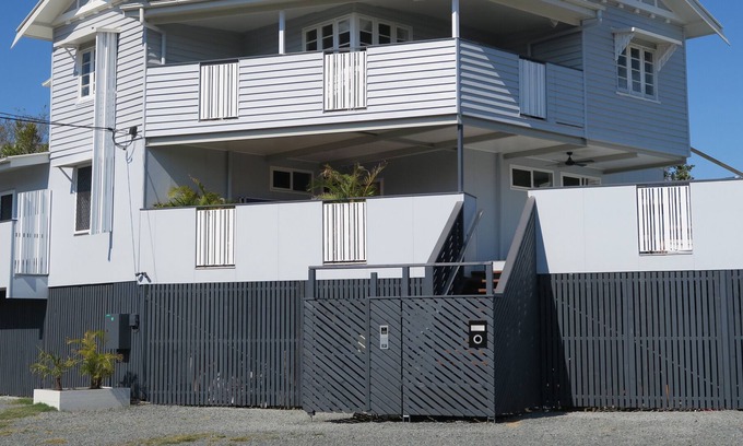 Wynnum Appartement | Étage entier @ St Cath's Cottage, Wynnum by the Bay