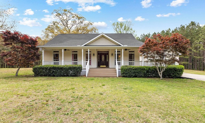 Pine Mountain Maison | Entire home in Pine Mountain, Georgia, United States