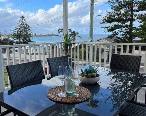 Shellharbour Maison | Entire home on the beach