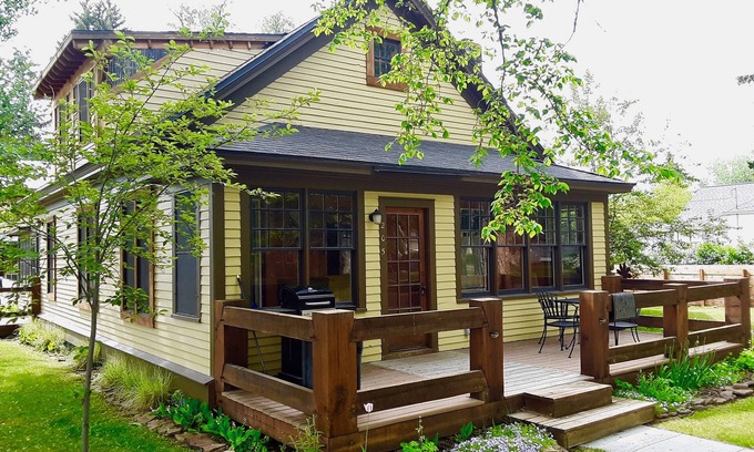 Manhattan Maison | Maison entière. Pêche à la mouche, petite ville, marchez vers tout