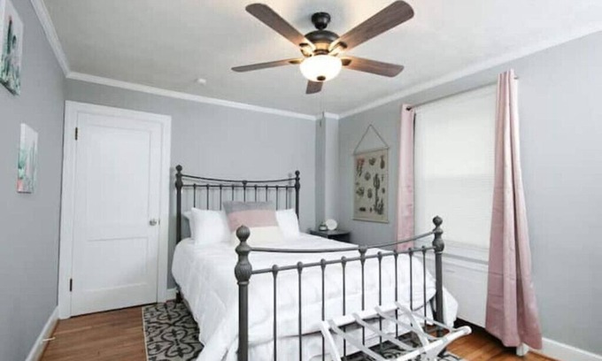 Lynchburg Maison | Entire house in quiet area, close to everything!