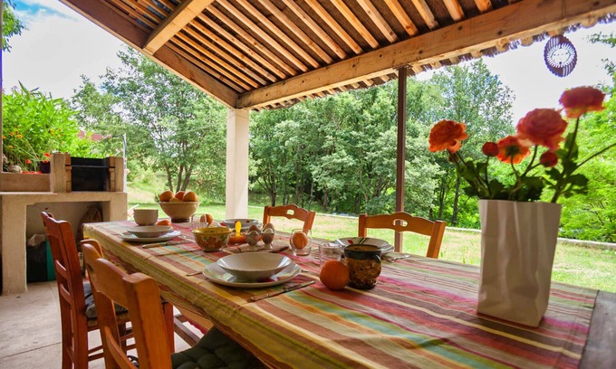 Reillanne Maison | Maison d'été privée sur 1 hectare avec bassin dans le Luberon