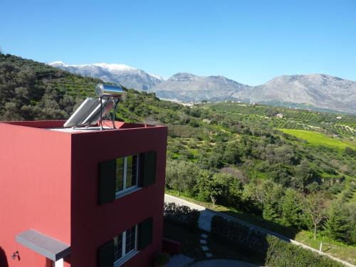 Petrokefalo Maison | Entire independent maisonette near Heraklion Pottery Classes