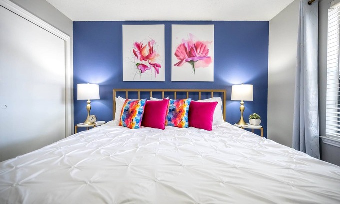 South Arlington Appartement | Entire Place ✶Wi-Fi✶Washer Dryer✶ 4k TV ✶Pets Allowed #615