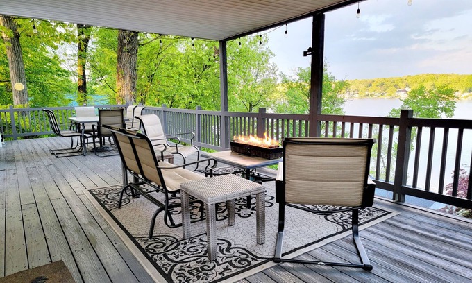Lake Hopatcong Maison | Beautiful Retreat Lake Hillside avec vue sur le front de mer élevé et accès