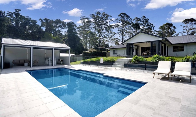 Peachester Maison | Entire Property @ Sunshine Grove